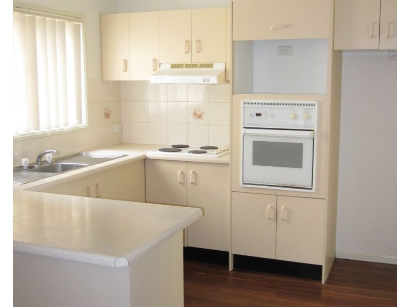 8/316 Redbank Plains Road, Bellbird Park QLD 4300