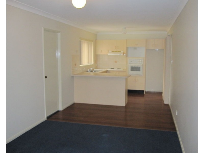 8/316 Redbank Plains Road, Bellbird Park QLD 4300