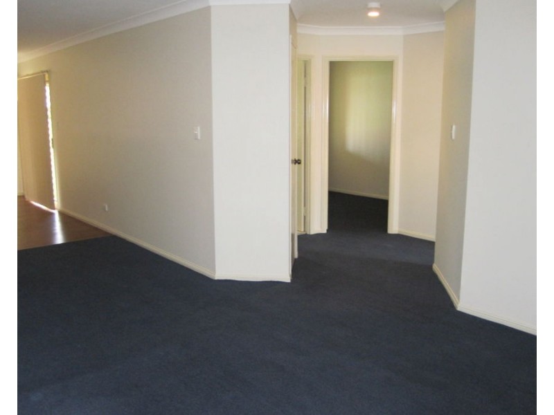 8/316 Redbank Plains Road, Bellbird Park QLD 4300