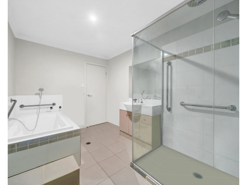 3/64 GLORIOUS PROMENADE, Redbank Plains QLD 4301