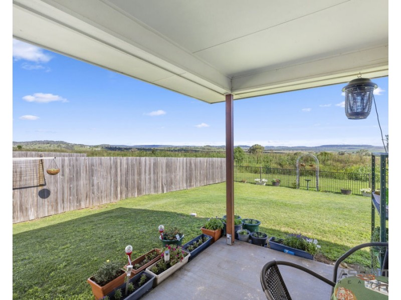 28 Kensei Street, Wyreema QLD 4352