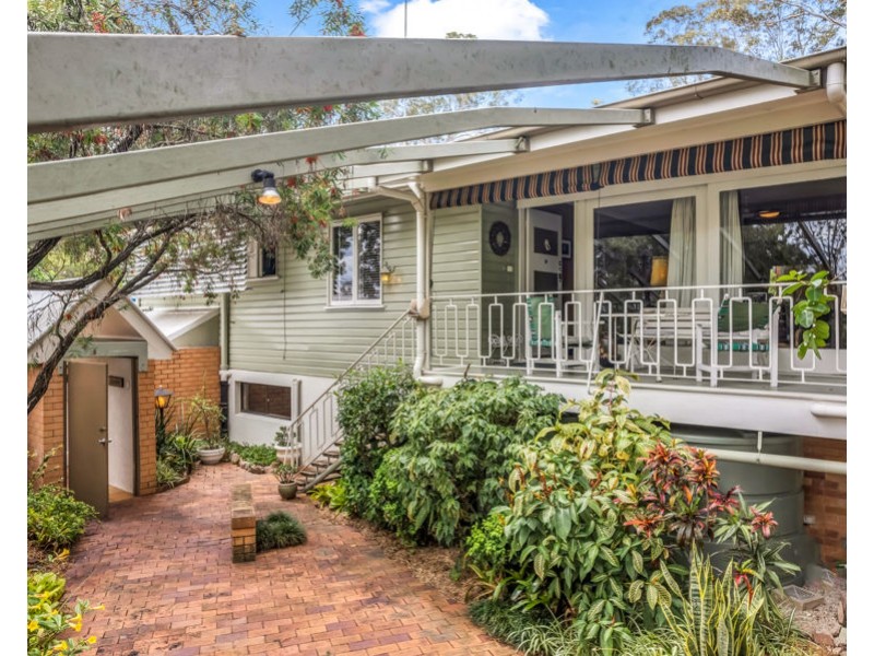 1055 Moggill Road, Kenmore QLD 4069