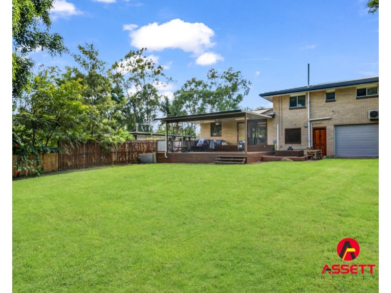 305 Old Logan Road, Camira QLD 4300