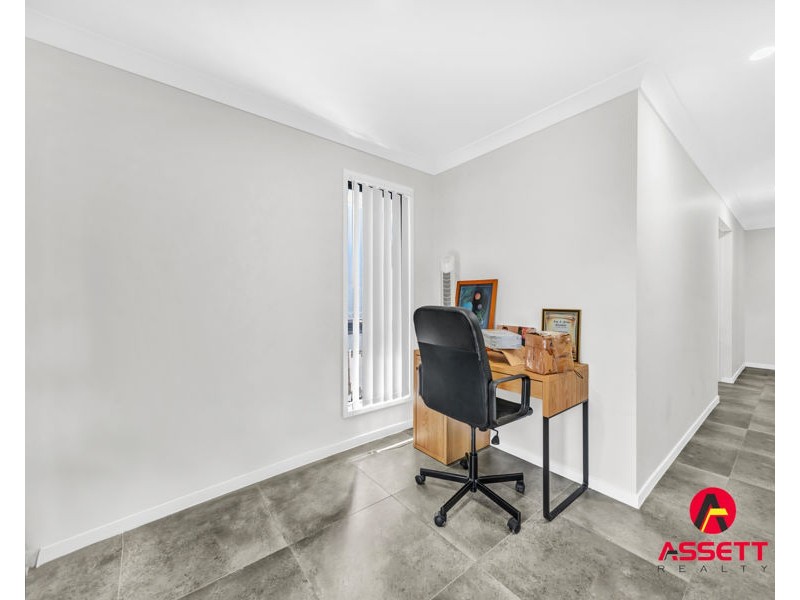 92 BAIRD CIRCUIT, Redbank Plains QLD 4301