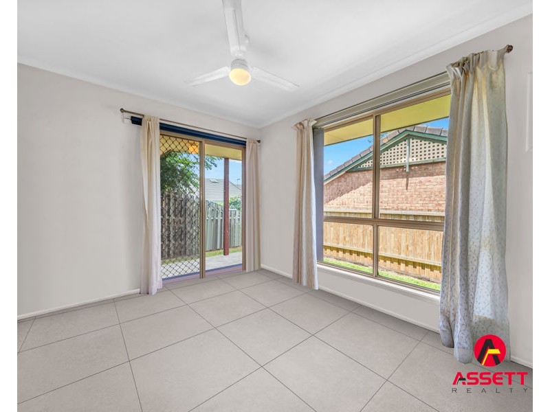 13/6 ROSEGUM  PLACE, Redbank Plains QLD 4301