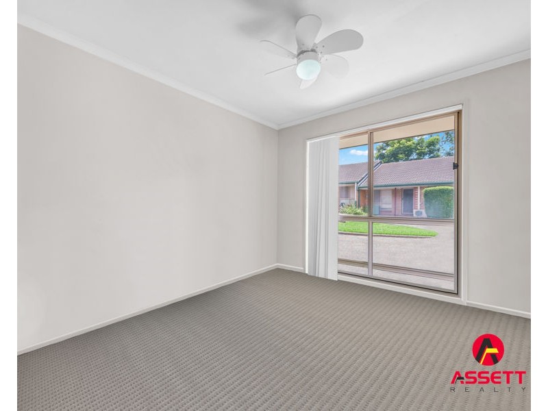 13/6 ROSEGUM  PLACE, Redbank Plains QLD 4301