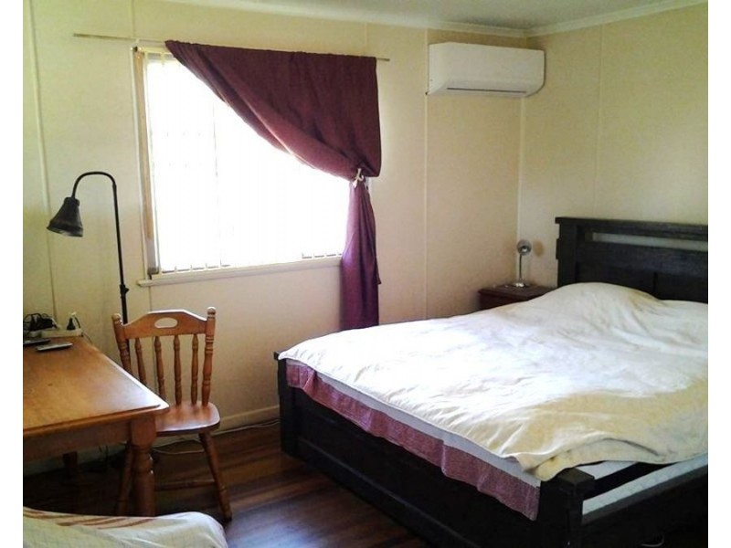 2 Bowers street, Basin Pocket QLD 4305