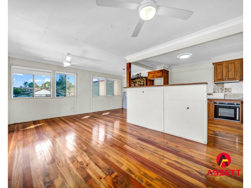 8 LEWIS STREET, Redbank QLD 4301