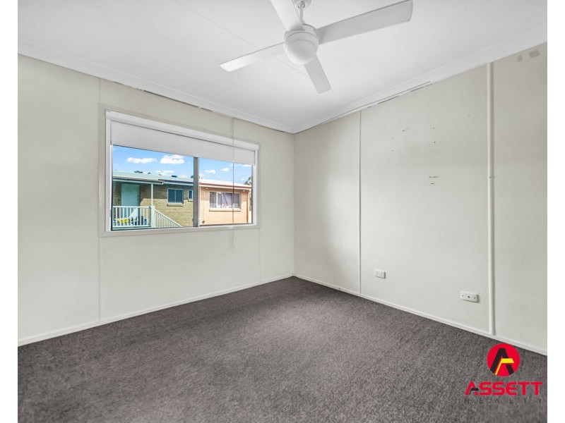 8 LEWIS STREET, Redbank QLD 4301