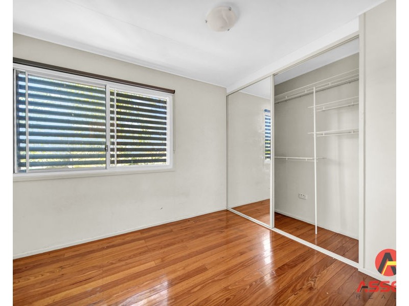 307 OLD LOGAN ROAD, Camira QLD 4300