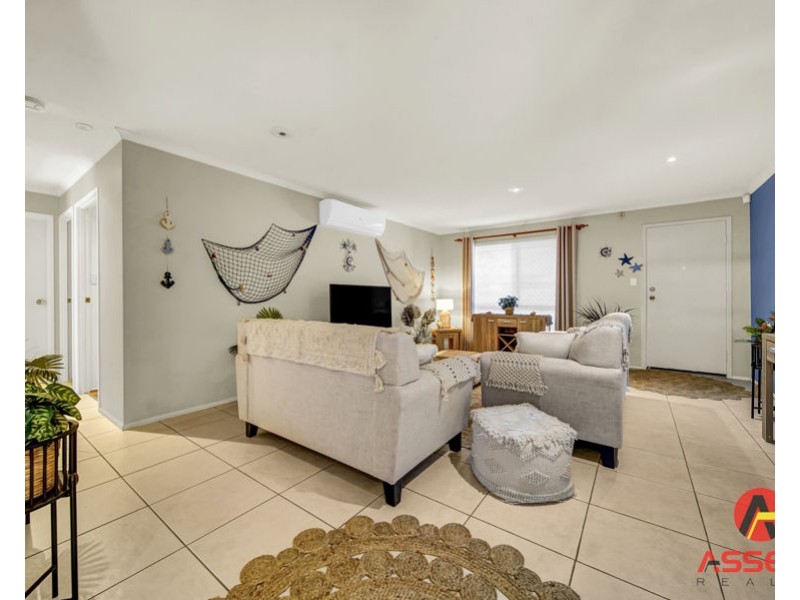 4/4 ROSEGUM PLACE, Redbank Plains QLD 4301