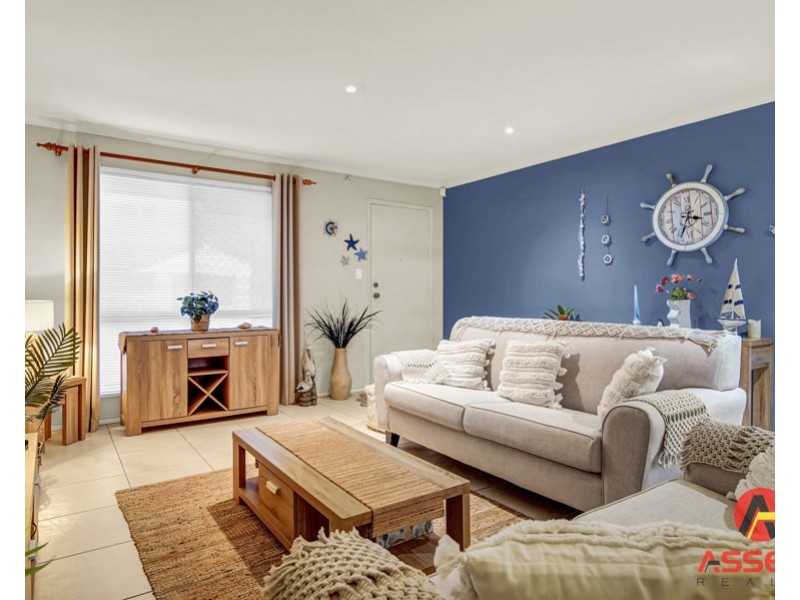 4/4 ROSEGUM PLACE, Redbank Plains QLD 4301