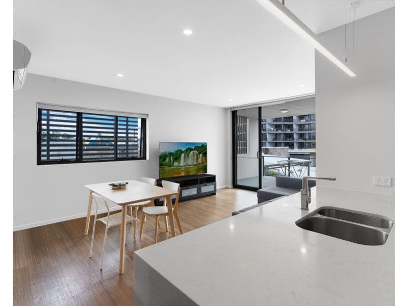 10/33 Sword Street, Woolloongabba QLD 4102
