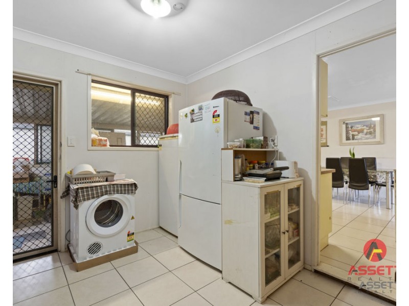 271 OLD LOGAN ROAD, Camira QLD 4300