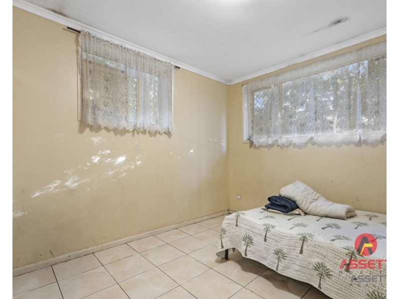 271 OLD LOGAN ROAD, Camira QLD 4300