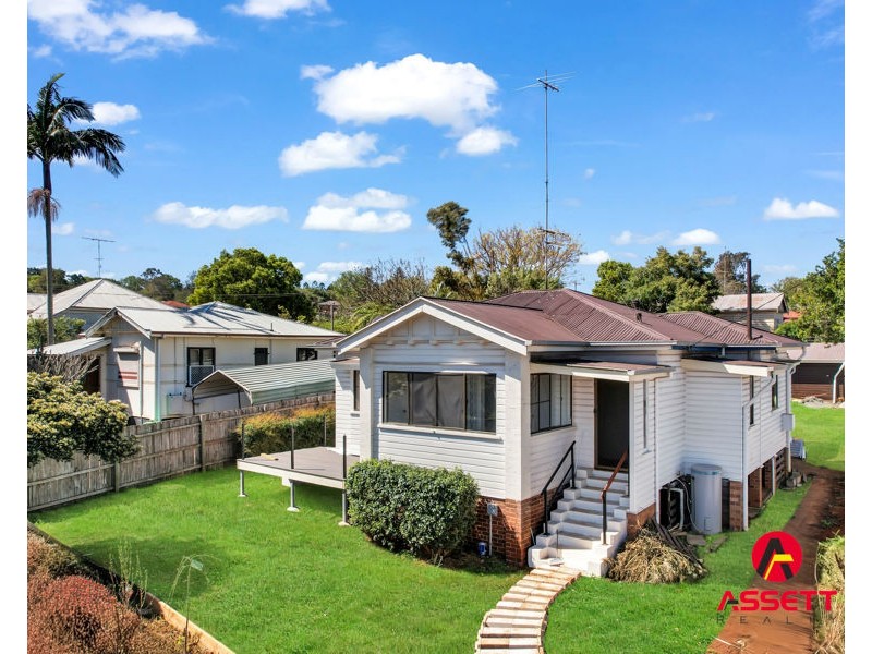 108 RUTHVEN STREET, Harlaxton QLD 4350