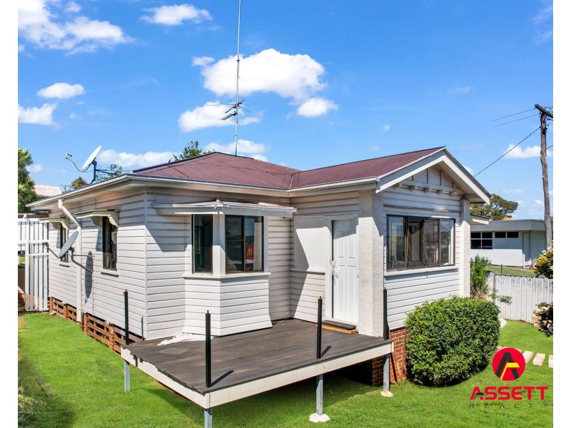 108 RUTHVEN STREET, Harlaxton QLD 4350