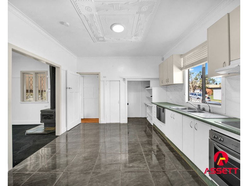 108 RUTHVEN STREET, Harlaxton QLD 4350