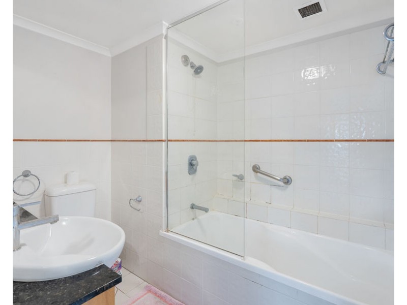 2402-2403/570 Queen Street, Brisbane City QLD 4000