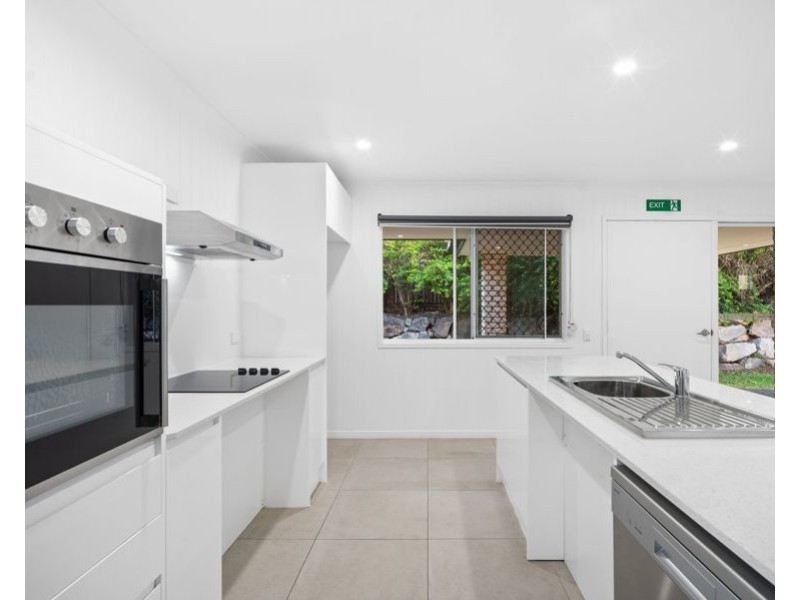 4 Maller Crescent, Redbank Plains QLD 4301