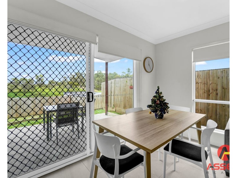 17 Amber court, Redbank Plains QLD 4301