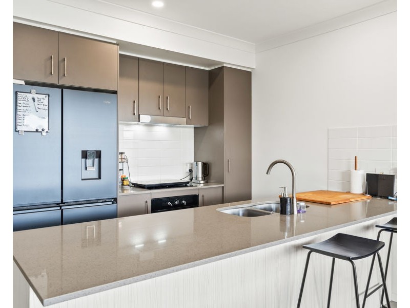6 RYAN ROAD, Redbank Plains QLD 4301