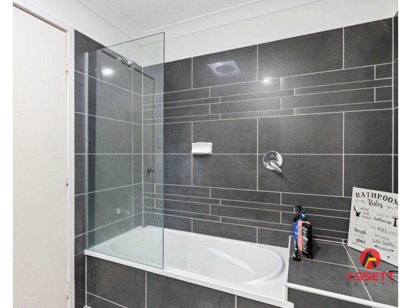 33/12 Kimberley Close, Redbank Plains QLD 4301