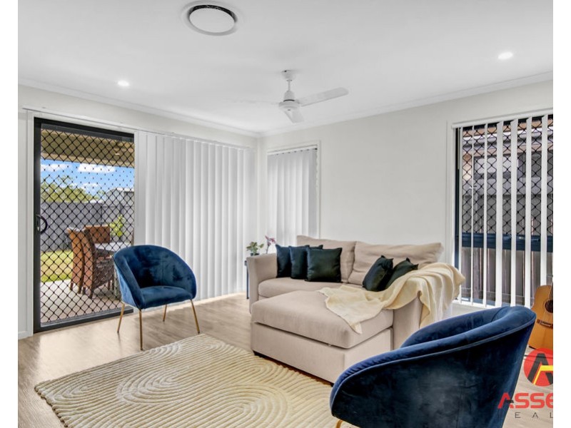 27 TRIGONA DRIVE, Ripley QLD 4306