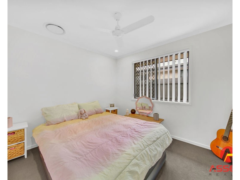 27 TRIGONA DRIVE, Ripley QLD 4306