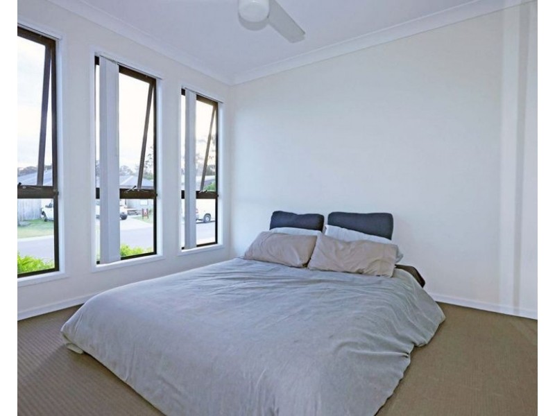34 Wood Drive, Redbank Plains QLD 4301
