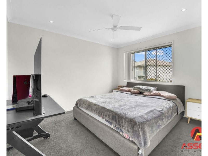 43/45 Blaxland Crescent, Redbank Plains QLD 4301