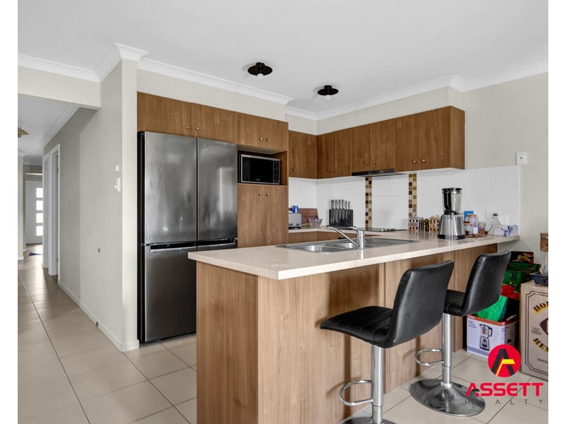 18 PLEASANT DRIVE, Redbank Plains QLD 4301