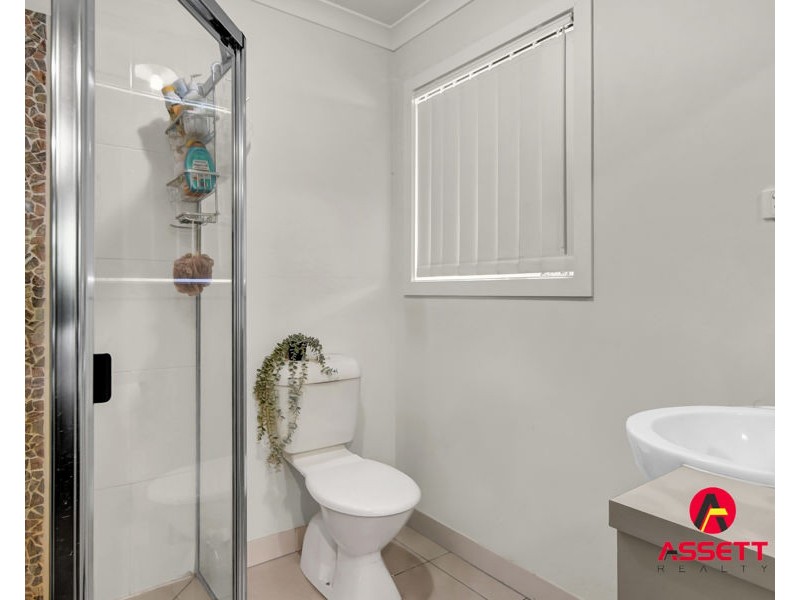 18 PLEASANT DRIVE, Redbank Plains QLD 4301