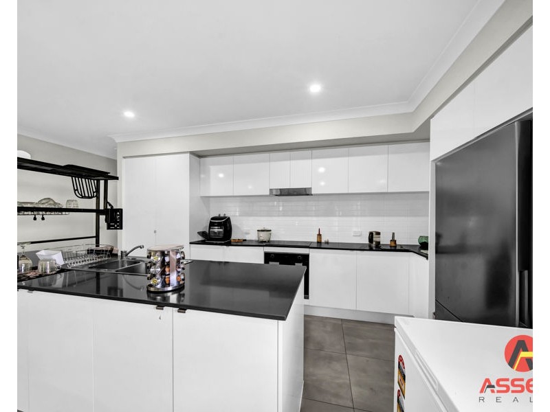 10 Savannah Court, North Ipswich QLD 4305