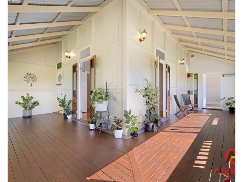 22 Pelican Street, North Ipswich QLD 4305