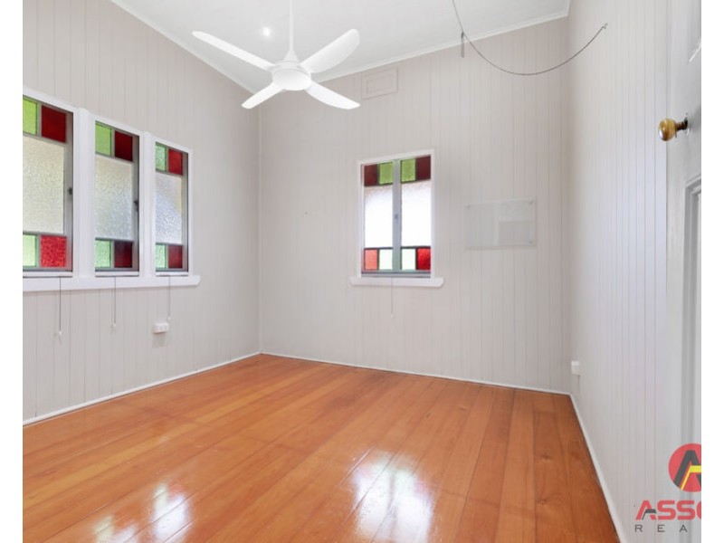 22 Pelican Street, North Ipswich QLD 4305