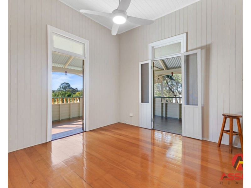 22 Pelican Street, North Ipswich QLD 4305