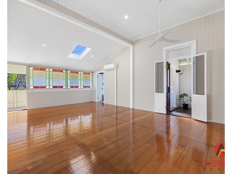 22 Pelican Street, North Ipswich QLD 4305