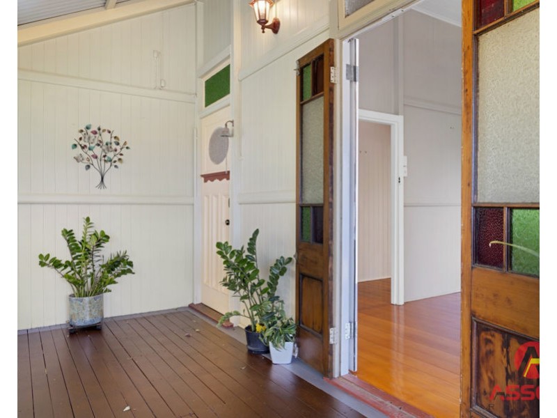 22 Pelican Street, North Ipswich QLD 4305