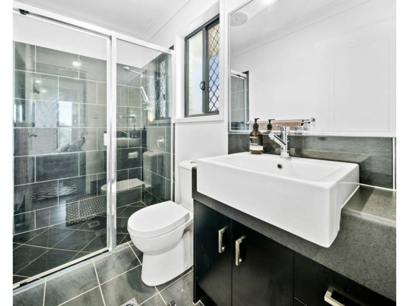 5 IBIS PLACE, Redbank Plains QLD 4301