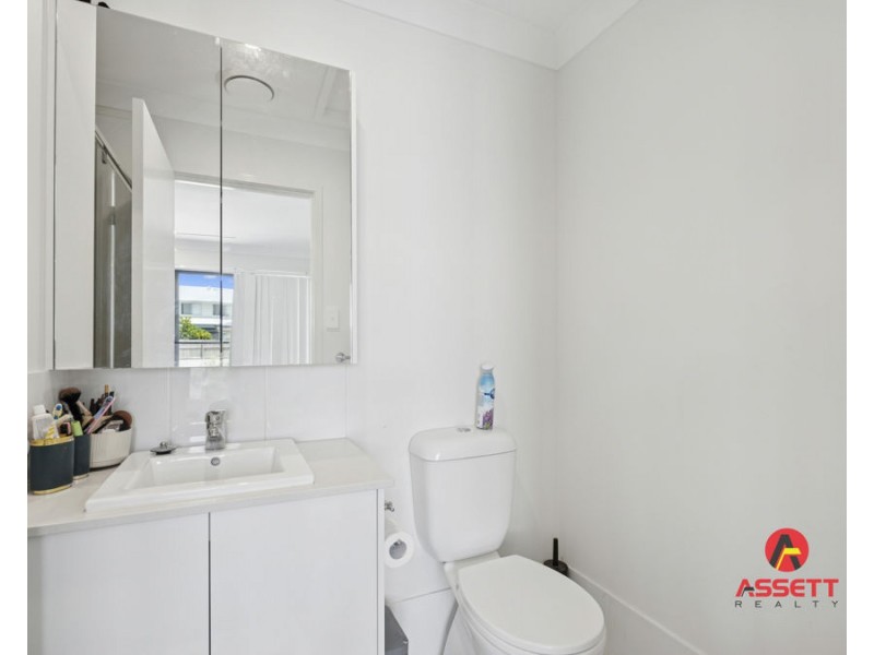 131 18 BRONZEWING STREET, Redbank Plains QLD 4301