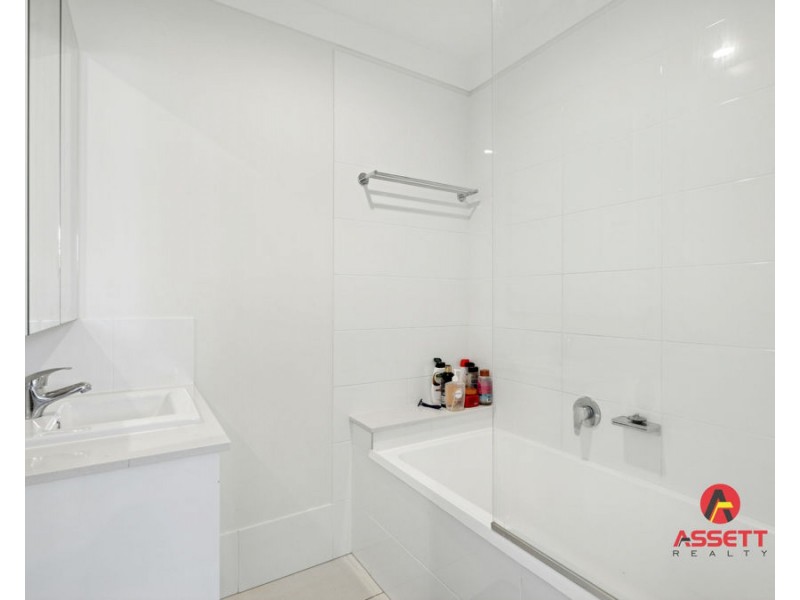 131 18 BRONZEWING STREET, Redbank Plains QLD 4301