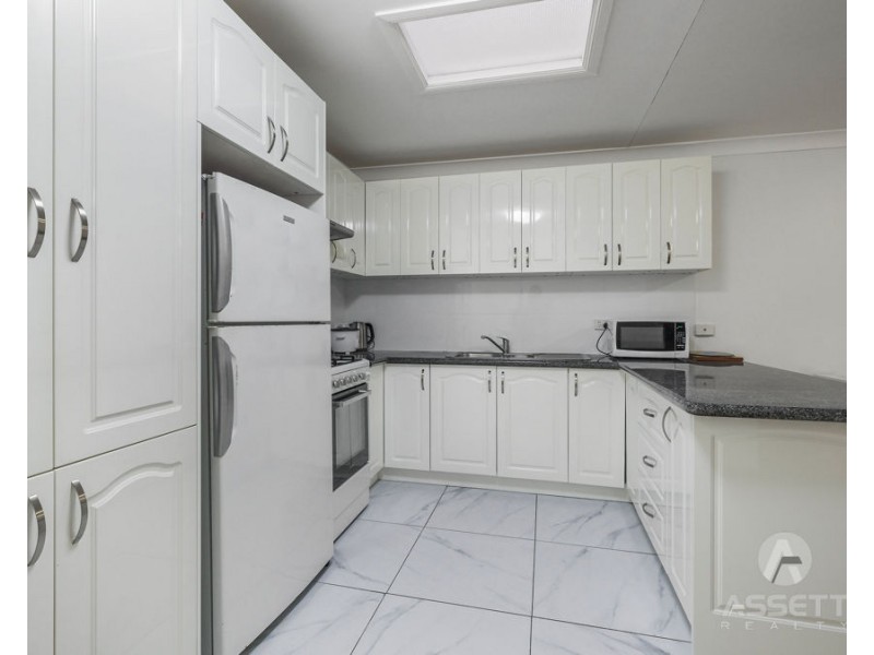 9/5 Spalding Crescent, Goodna QLD 4300