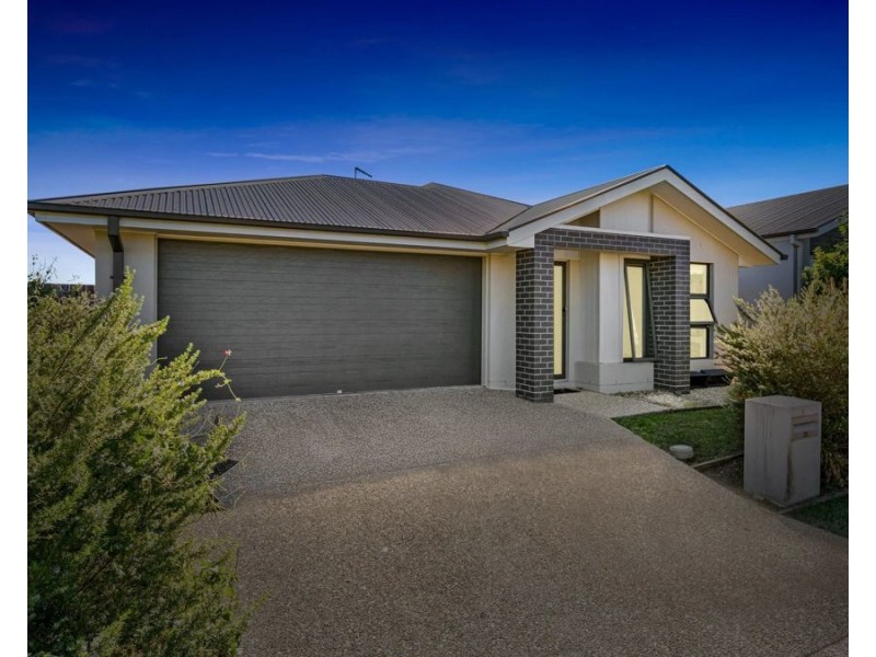 35 JOHN CARROLL WAY, Redbank Plains QLD 4301