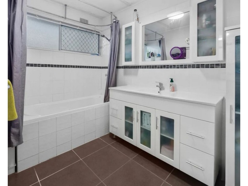 25 SCOTTS ROAD, Ripley QLD 4306