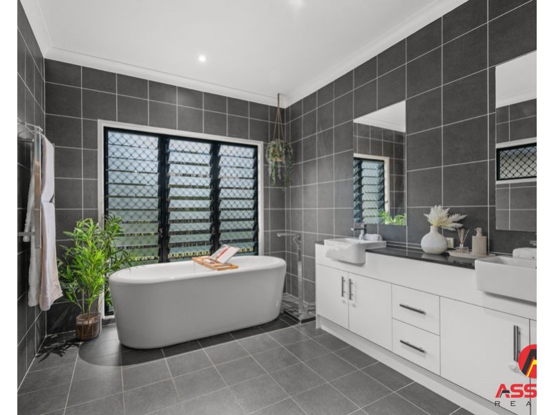 48-50 Carron Place, Jimboomba QLD 4280