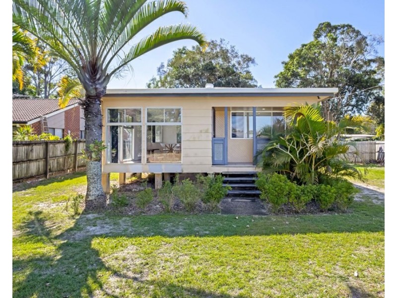 9 Elizabeth Street, Beachmere QLD 4510