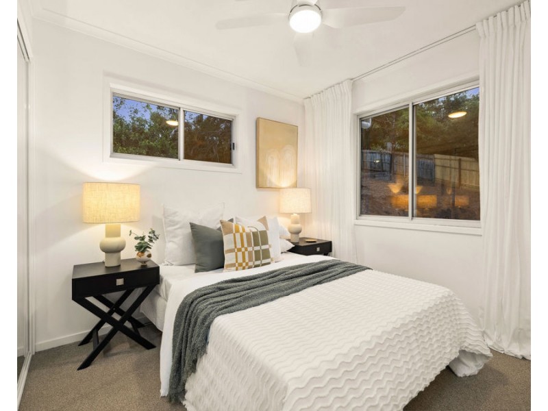 35 Sherwood Crescent, Bellbird Park QLD 4300