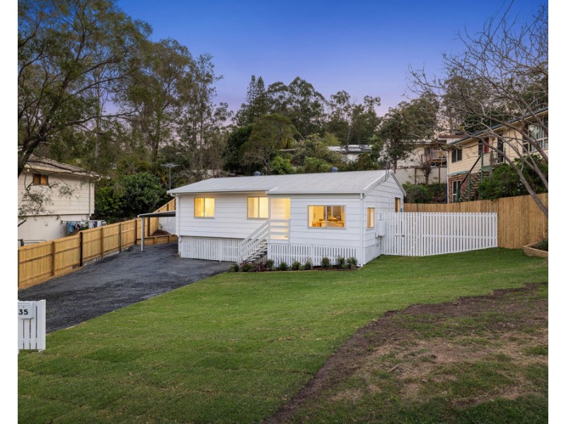 35 Sherwood Crescent, Bellbird Park QLD 4300