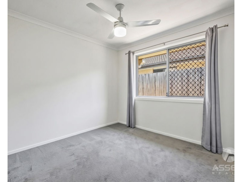 10 Huxley Crescent, Redbank Plains QLD 4301